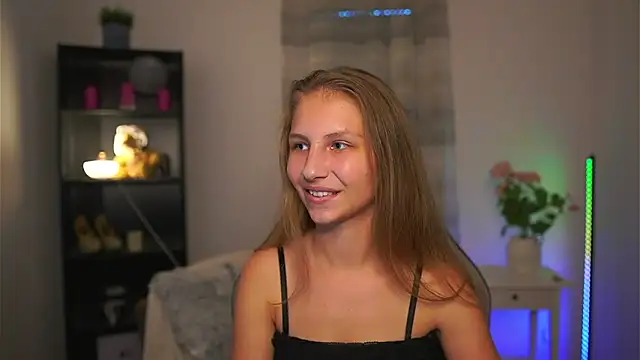 emmie_murray Adlı Modelin Canlı Sohbet Odası