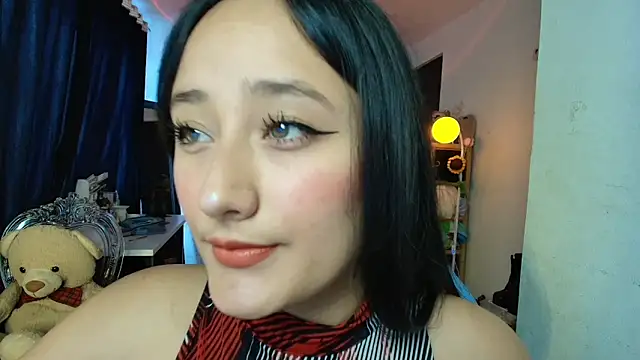 Hinata_21_ Live Chatraum