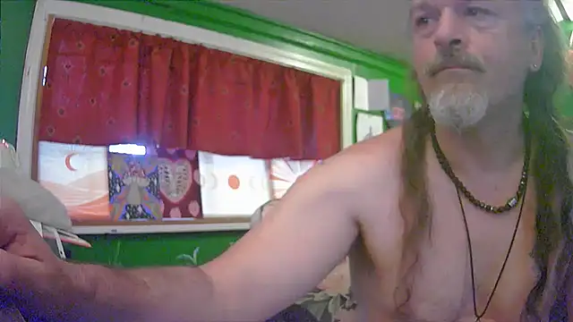 HippieDad333 실시간 채팅방
