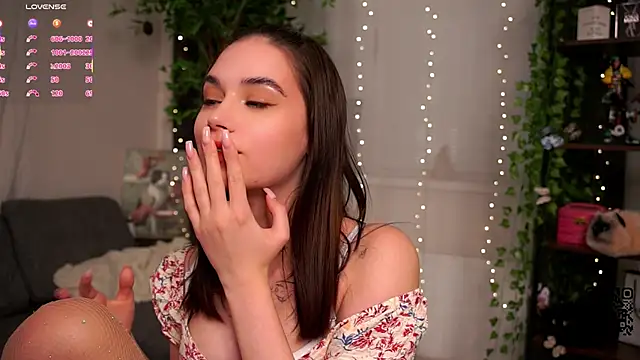 Sala de chat ao vivo de LunaraRada