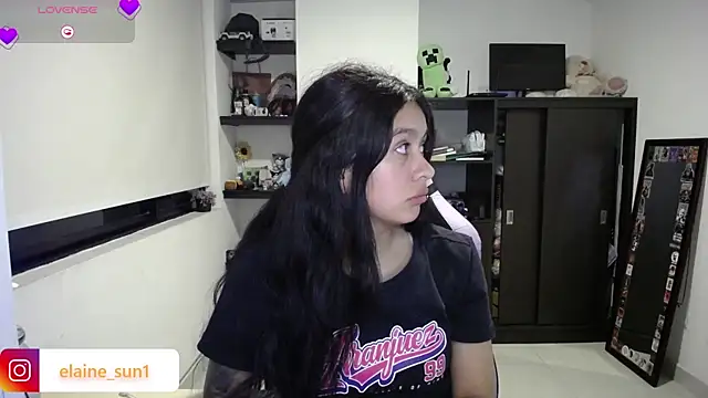 חדר צ'אט בשידור חי של elaine_sun1