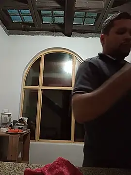 LucasGaeel 现场性爱视讯表演