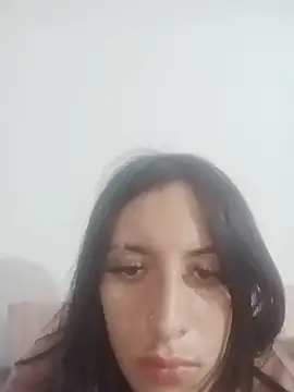 غرفة دردشة MamyRico المباشرة