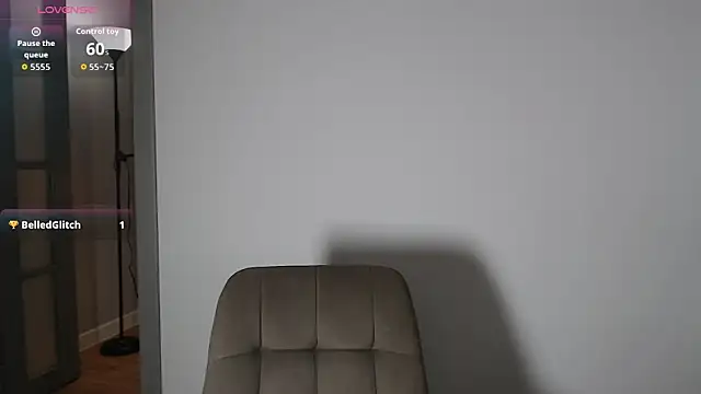 BellaAbey Adlı Modelin Canlı Sohbet Odası