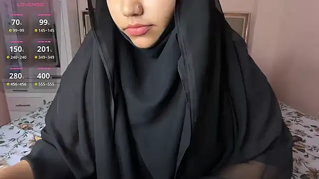 Miss_Rose__ Adlı Modelin Canlı Sohbet Odası