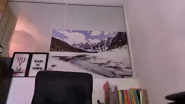 Živá chatovací místnost Adrianna5_