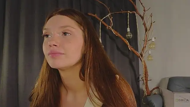 Nicole_Broown_ Live Chatraum
