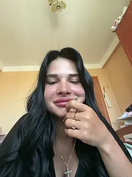 Alina_XXXX_ Live Chatraum