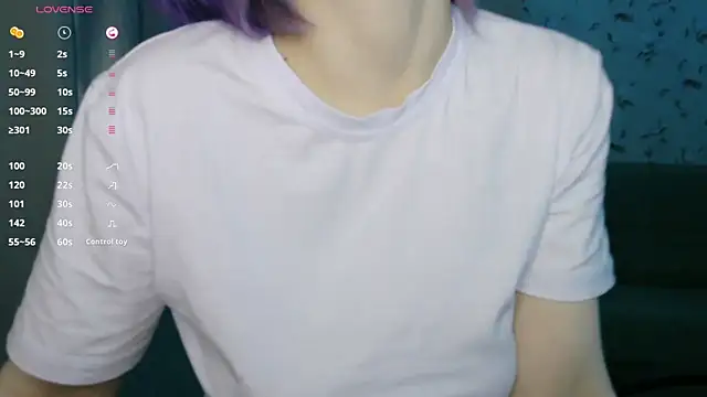 LeisaHopperstad's Live Chat Room