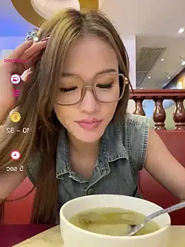 sharony_x Live Chatraum