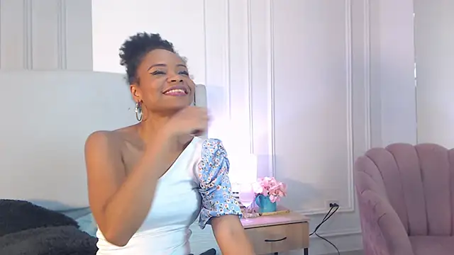 ChantalGarner – Naživo XXX chat