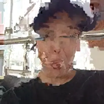 Živá chatovací místnost Conny_Shellie