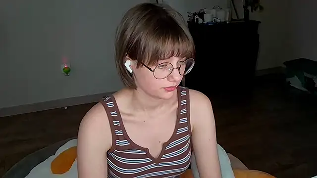 ExitedTrothn Live chat-huone
