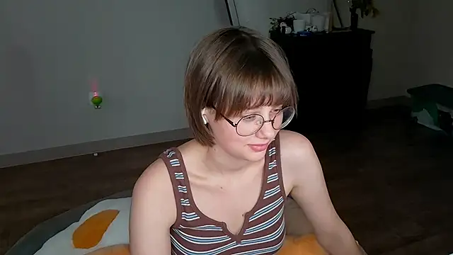 Sala de chat ao vivo de ExitedTroth