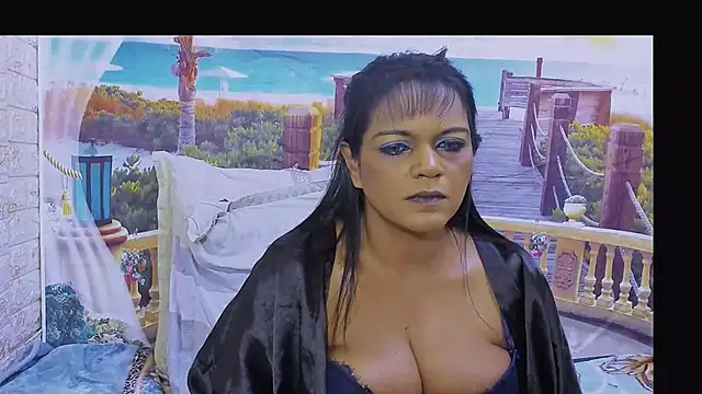 indianswtbella's Live Chat Room