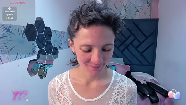 Valery_More__ Live Chatraum