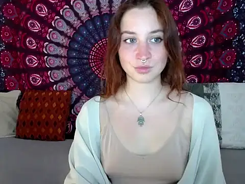 Онлайн чат AdalynKiss