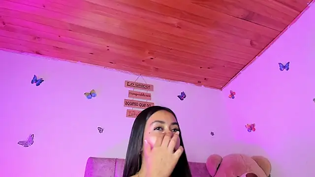 Lia_Roses3x чат на живо