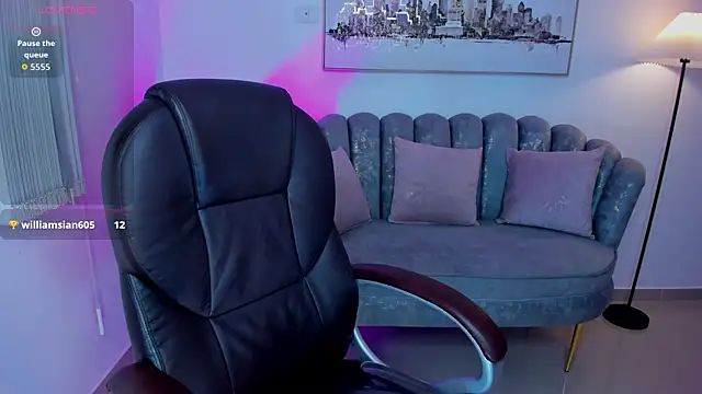 zharaa_fox Adlı Modelin Canlı Sohbet Odası