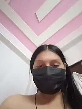 Tanya-905 লাইভ চ্যাট রুম