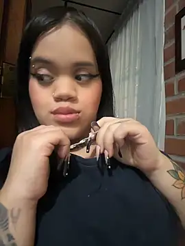 SussyRoxy_ live-chat rom