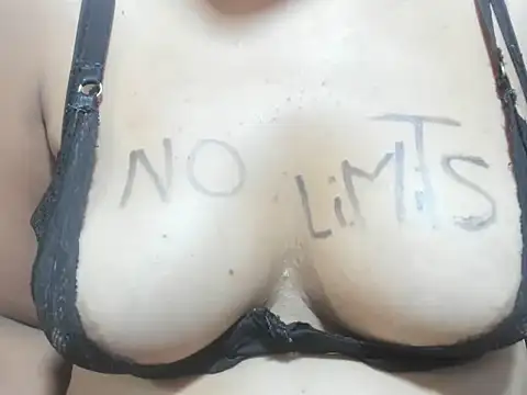 Valentinahot7's Live Chat Room
