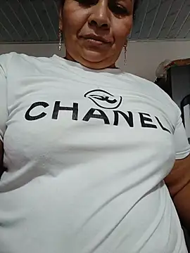 Chat ao vivo de Dirty_Foxx5