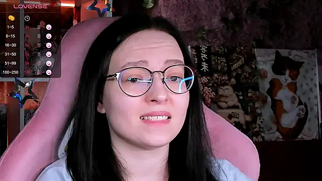 power_robynn Adlı Modelin Canlı Sohbet Odası