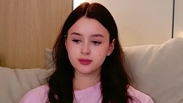 EvaSwen Adlı Modelin Canlı Sohbet Odası