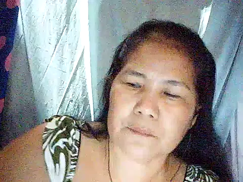 milagrose_rose's Live Chat Room
