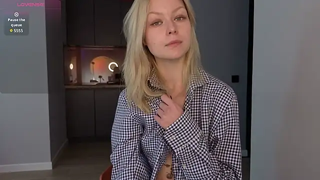Callista_a – Naživo chatovacia miestnosť