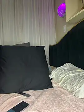 CynnxxxBarb – live chatrum