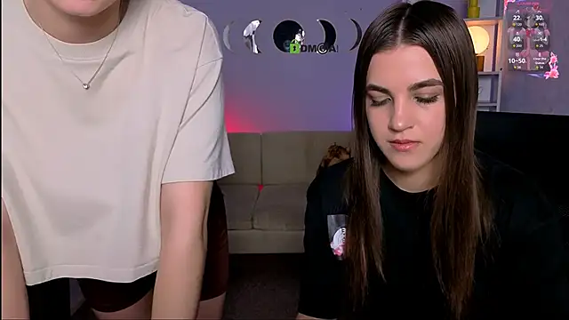 lina_fox12 Adlı Modelin Canlı Sohbet Odası