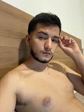 AndrewBlackee – live sex-cam-show