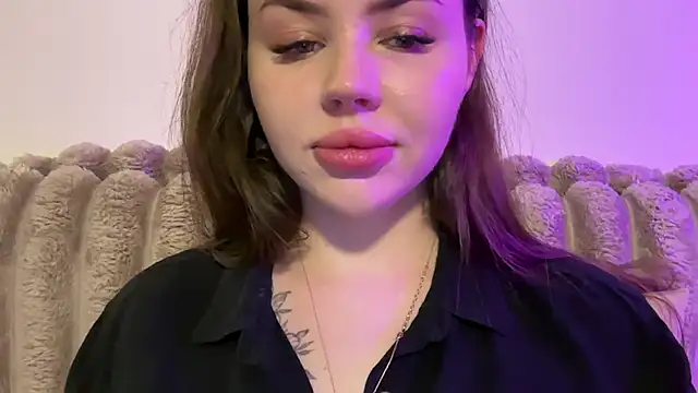 Živá chatovací místnost AlmaryKim