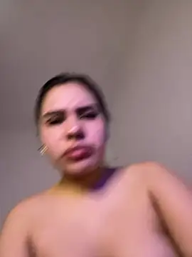 غرفة دردشة Brianna_bunny05 المباشرة