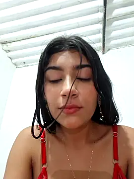 Chat ao vivo de Sweed-virgin-pussy