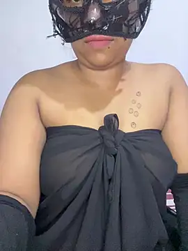 Naughti_Kitty – live chatrum