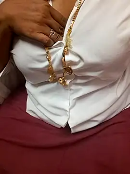 Tamil_Ammaniのライブチャットルーム