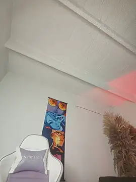 Sala de chat en directo de Bennuluspeach_