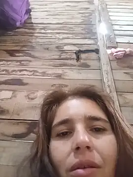 חדר צ'א ט בשידור חי של antonellahotimida