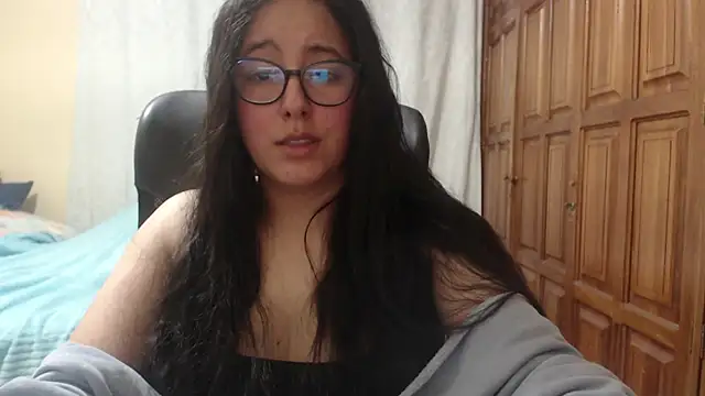 Venus_cat_ Adlı Modelin Canlı Sohbet Odası
