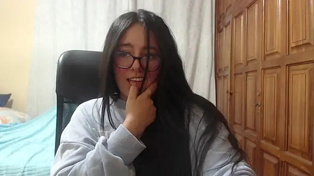 Venus_cat_ – live chatrum