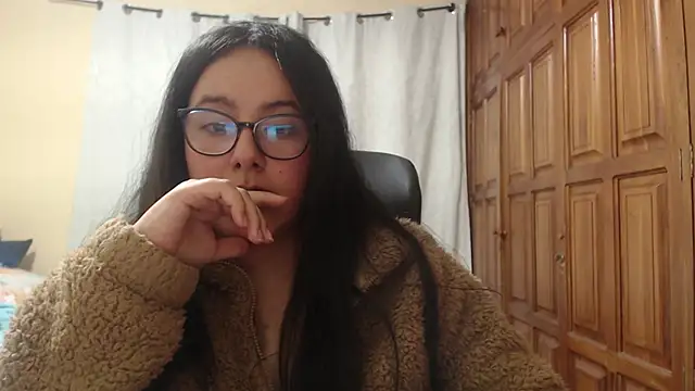 Venus_cat_'s Live Chat Room