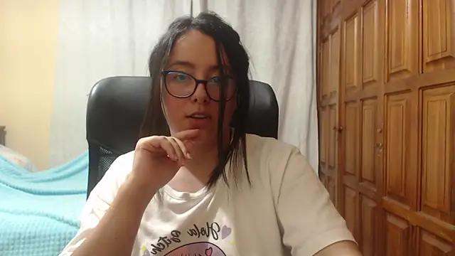 Venus_cat_'s Live Chat Room