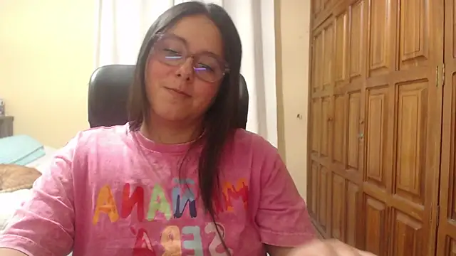 Venus_cat_ – live chatrum