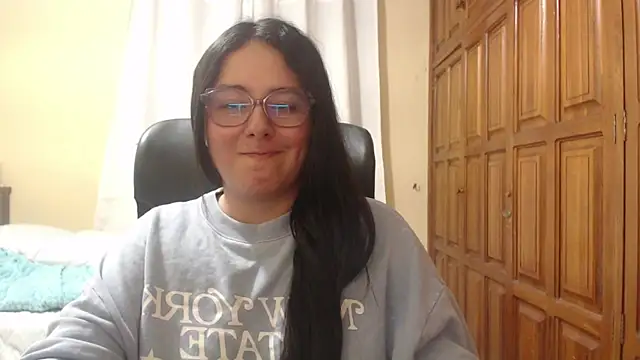 Venus_cat_ – live chatrum