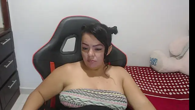 emily_sexxx – live chatrum