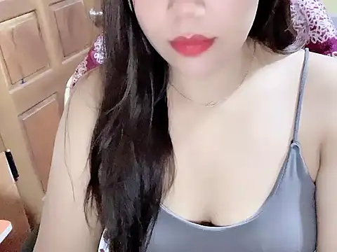 Sweet-subita Adlı Modelin Canlı Sohbet Odası