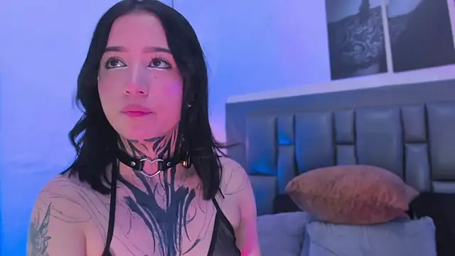 Sala de chat en directo de Dark_Kitty_666